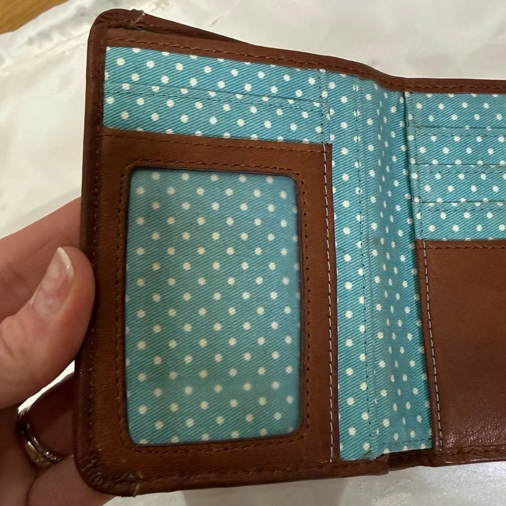Fossil Emory Multifunction Brown Leather Bifold Wallet with Polka Dot Interior